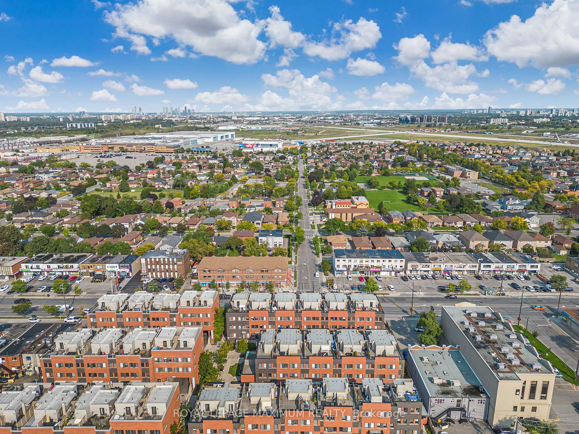 Photo 25 of Unit 2B, 867 Wilson Avenue, North York, Downsview-Roding-CFB — HOMEH