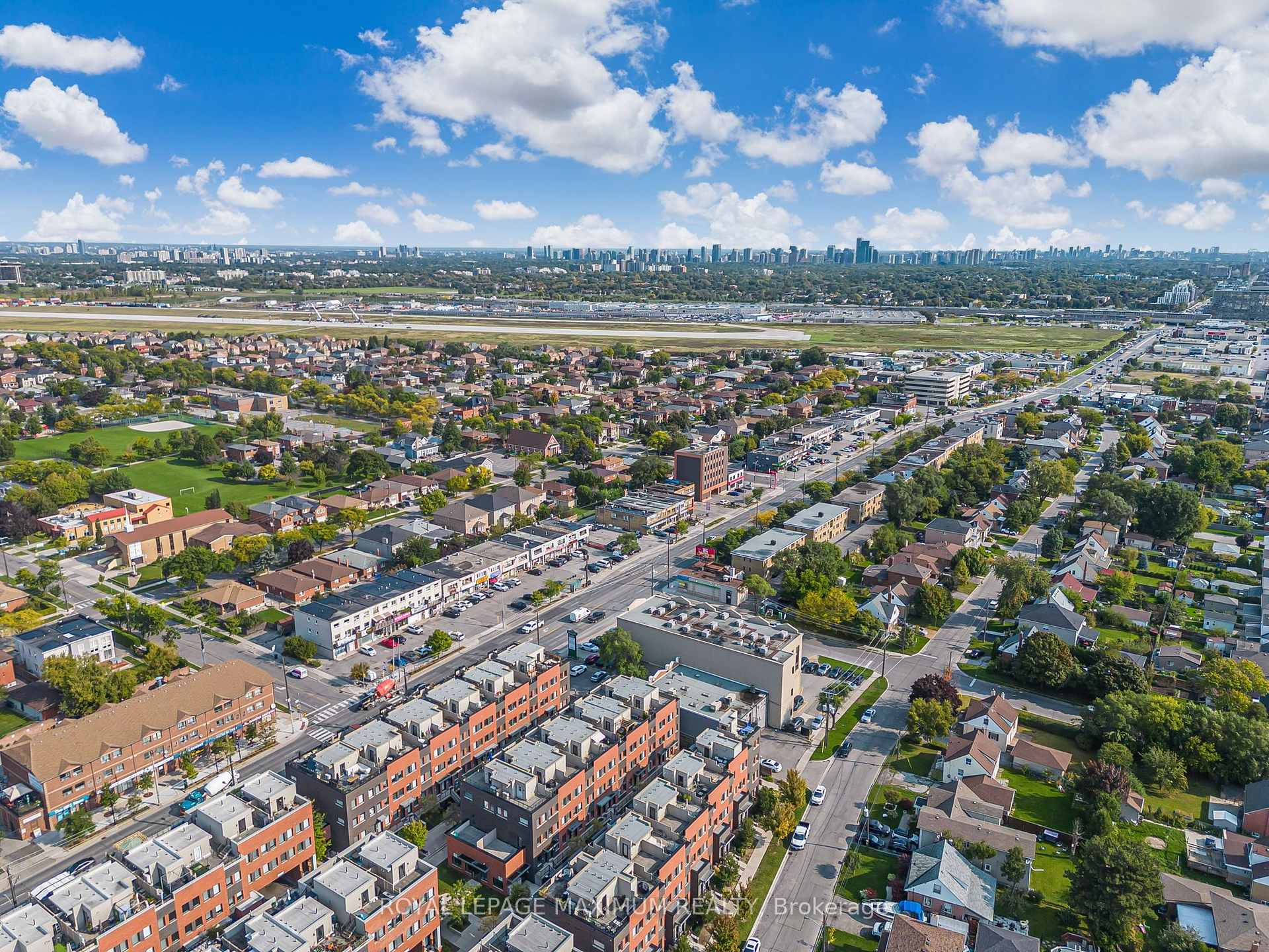 Photo 27 of Unit 2B, 867 Wilson Avenue, North York, Downsview-Roding-CFB — HOMEH