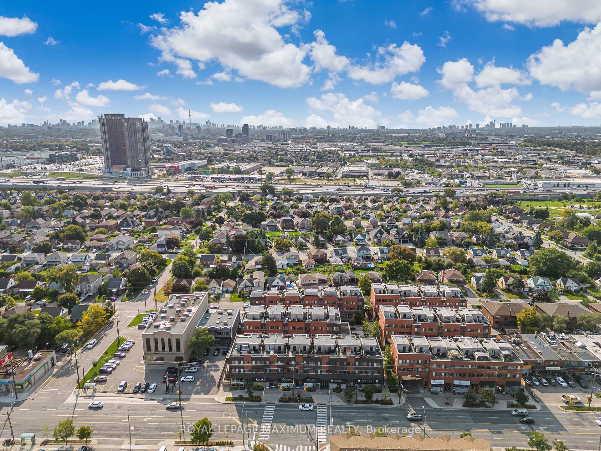 Photo 29 of Unit 2B, 867 Wilson Avenue, North York, Downsview-Roding-CFB — HOMEH
