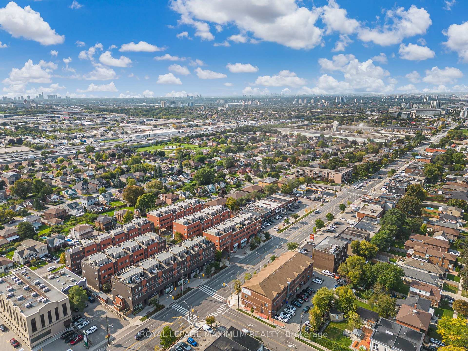 Photo 30 of Unit 2B, 867 Wilson Avenue, North York, Downsview-Roding-CFB — HOMEH