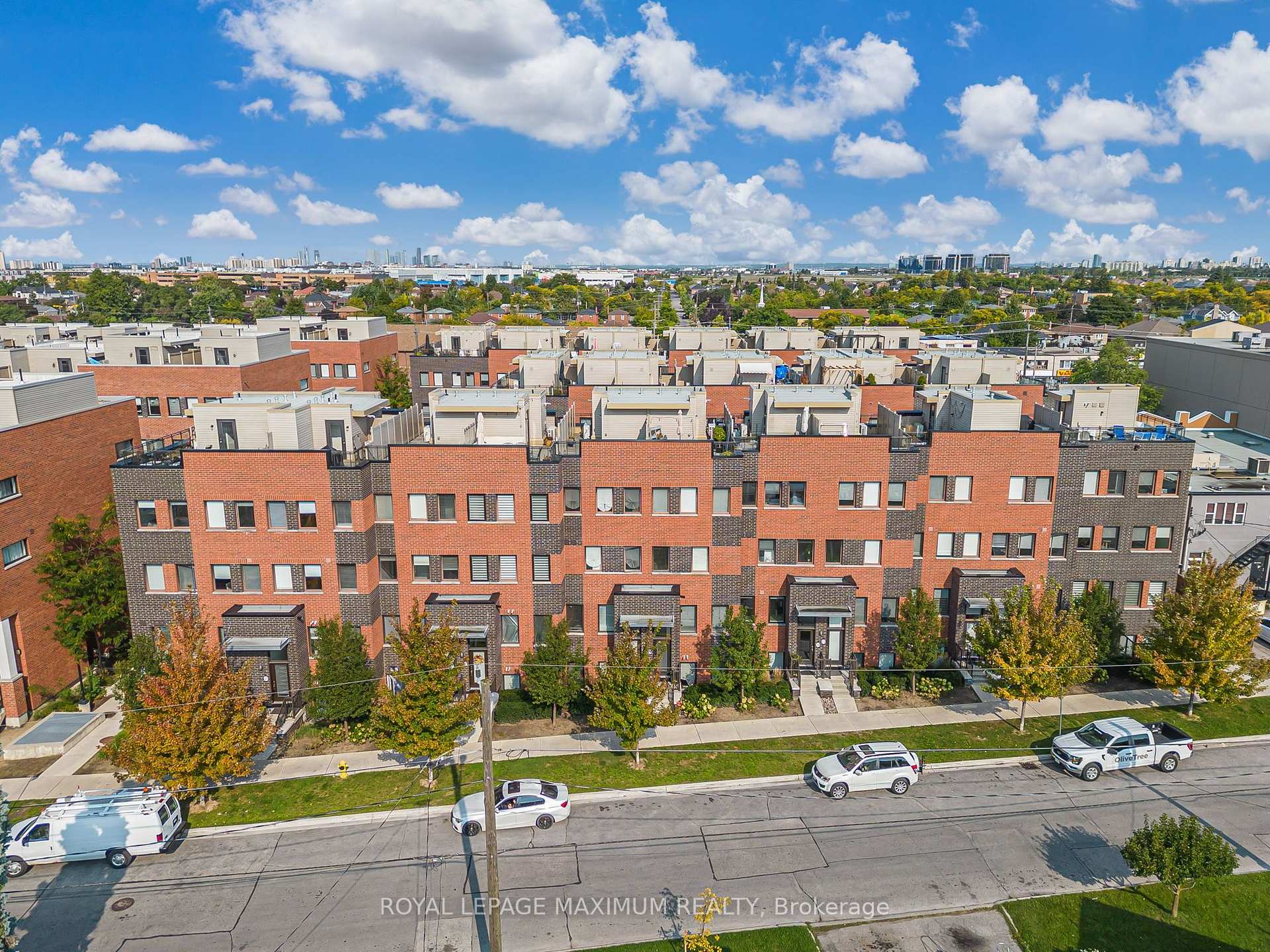 Photo 35 of Unit 2B, 867 Wilson Avenue, North York, Downsview-Roding-CFB — HOMEH