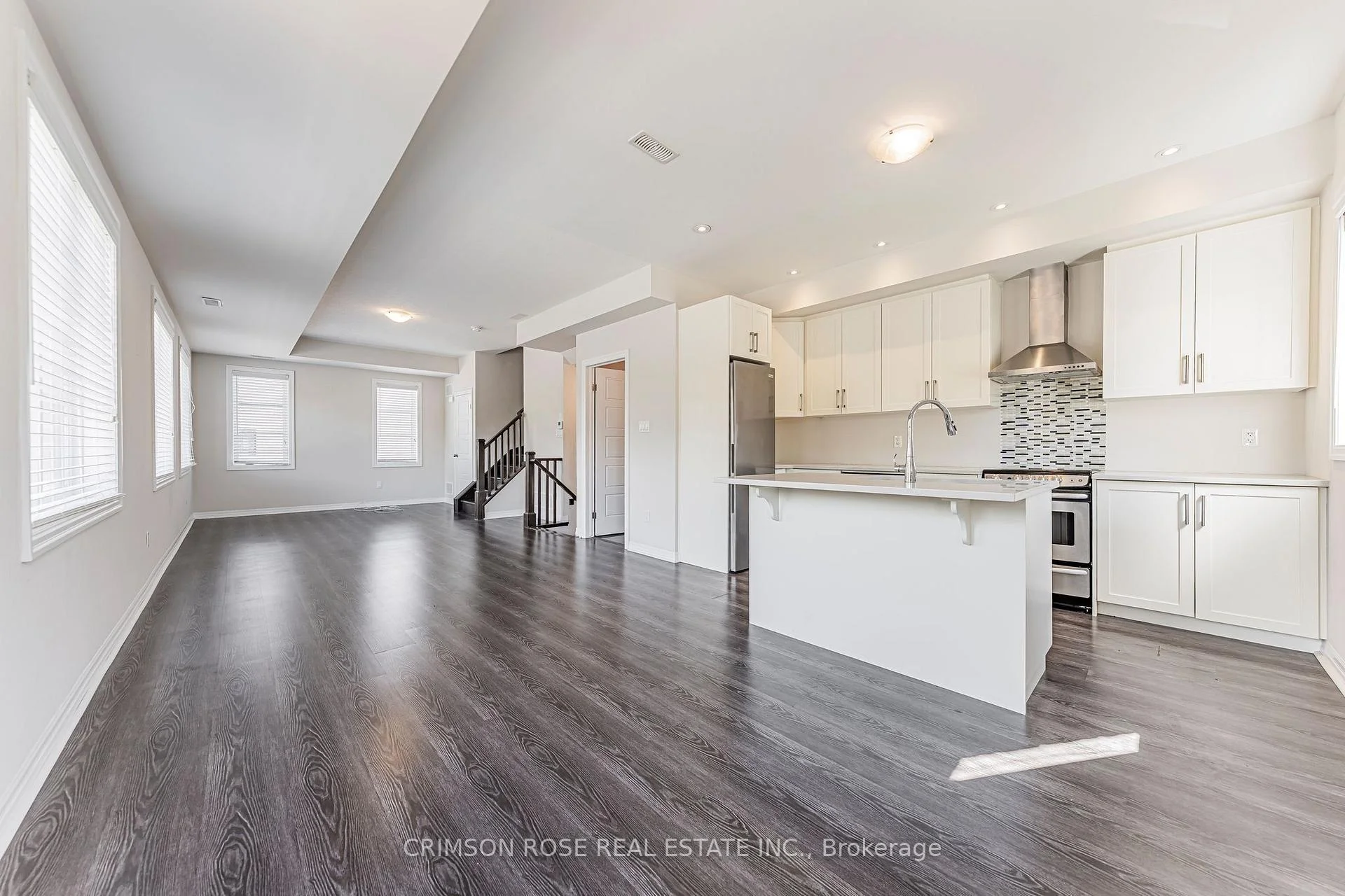 Photo 5 of Unit 10, 70 Plains Road W, Burlington, LaSalle — HOMEH