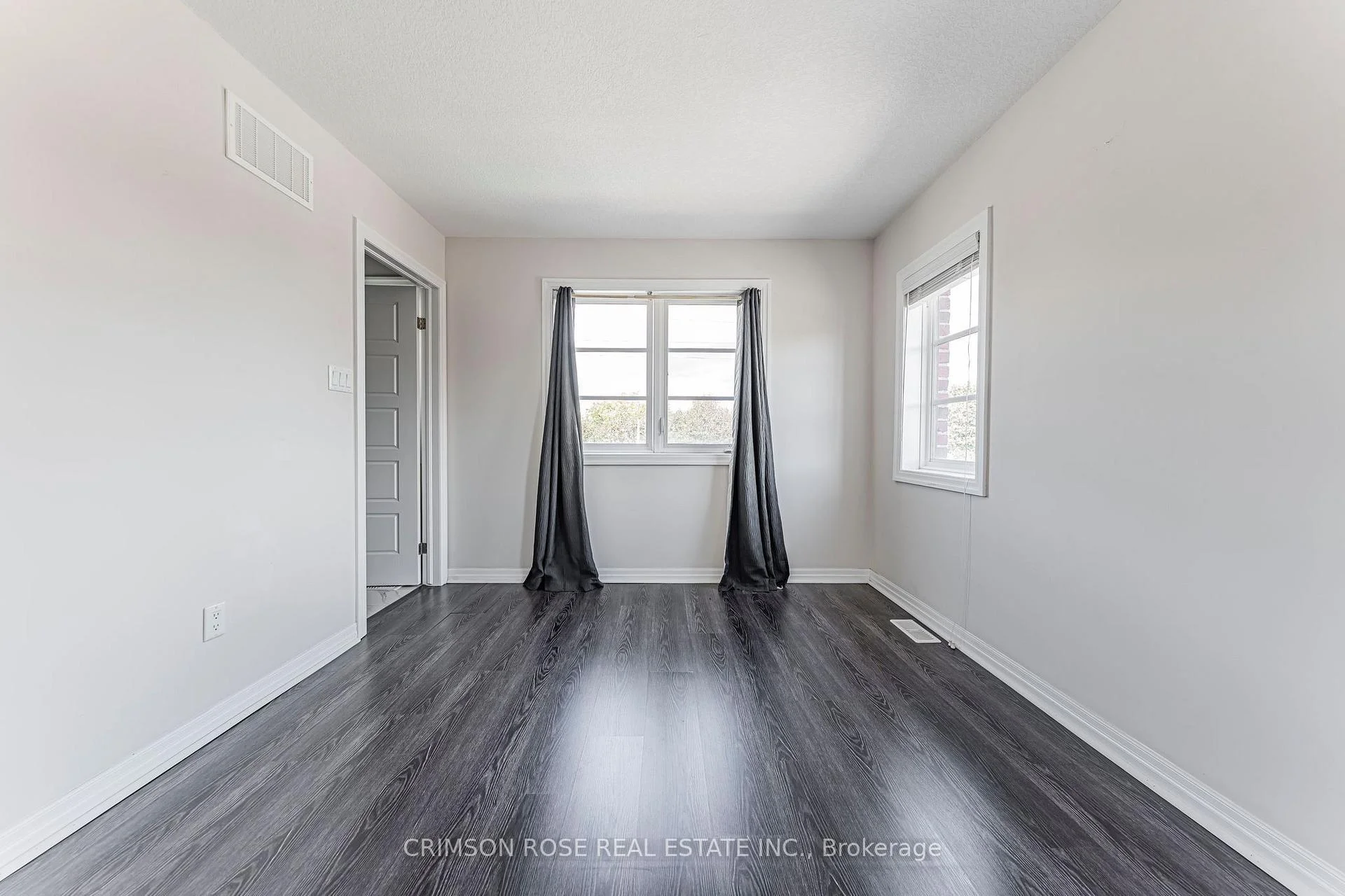 Photo 7 of Unit 10, 70 Plains Road W, Burlington, LaSalle — HOMEH