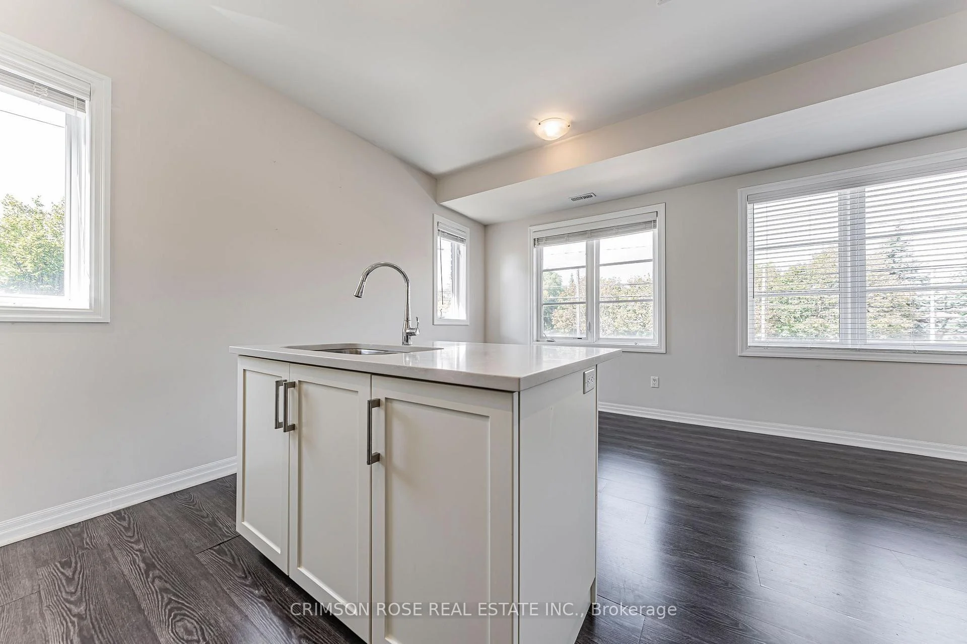 Photo 10 of Unit 10, 70 Plains Road W, Burlington, LaSalle — HOMEH