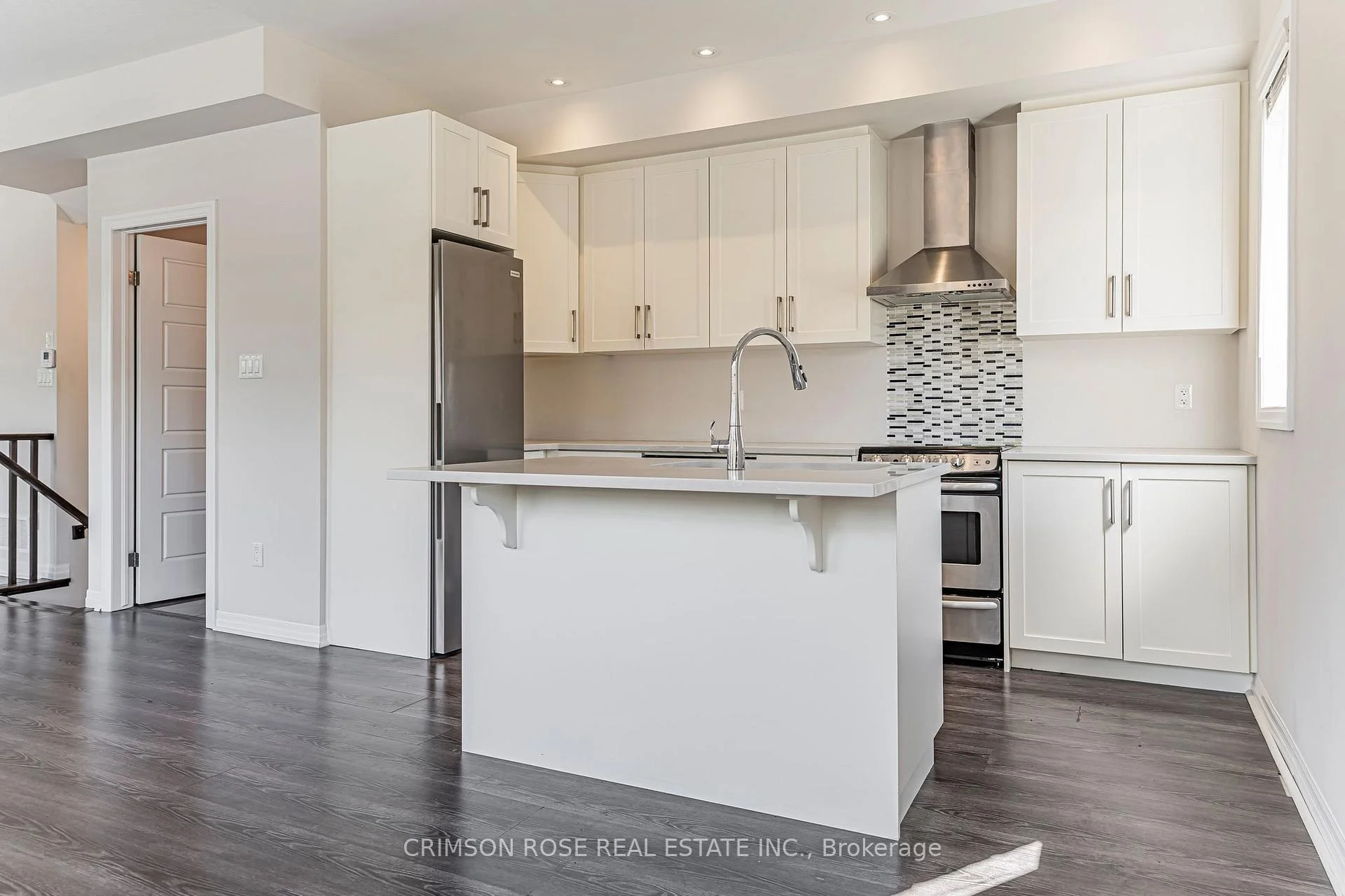 Photo 15 of Unit 10, 70 Plains Road W, Burlington, LaSalle — HOMEH