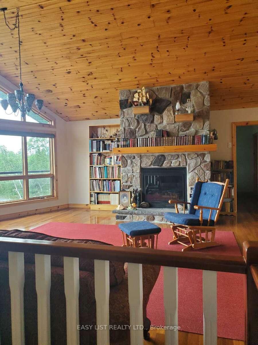 Photo 12 of 477 Hwy 586, Thunder Bay, East End — HOMEH