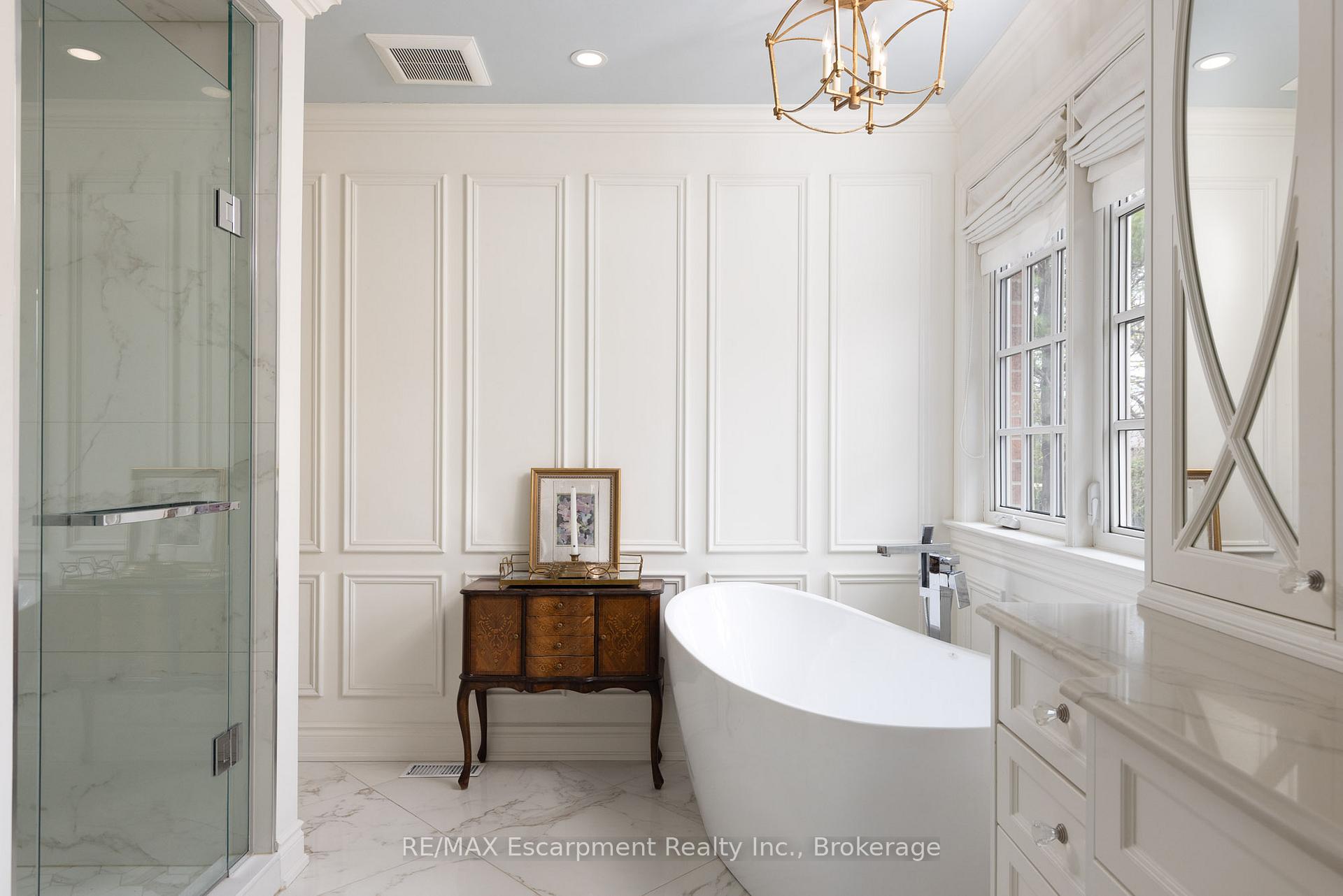 Photo 23 of 392 Aspen Forest Drive, Oakville, Ford — HOMEH
