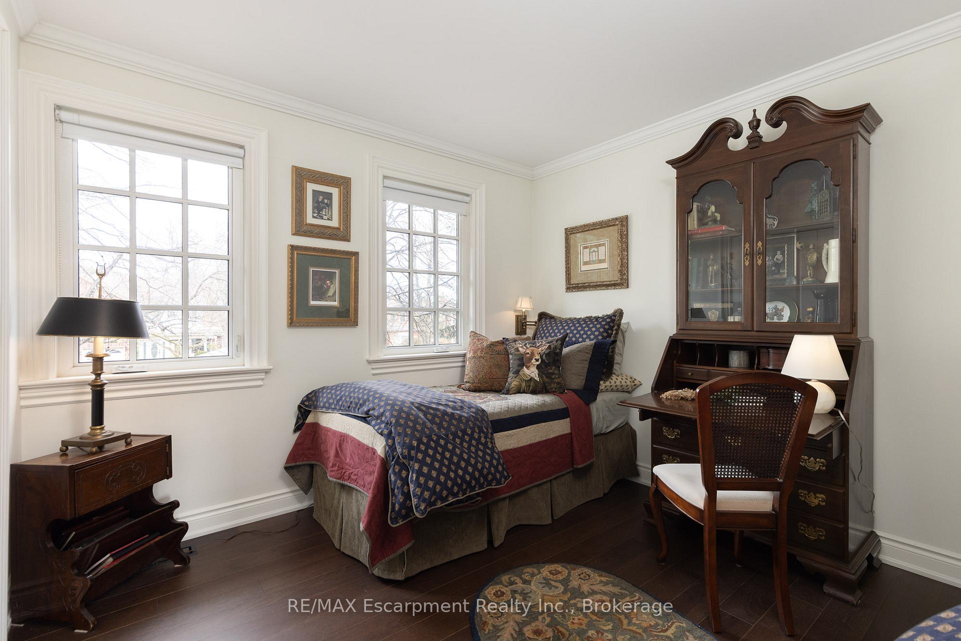 Photo 26 of 392 Aspen Forest Drive, Oakville, Ford — HOMEH