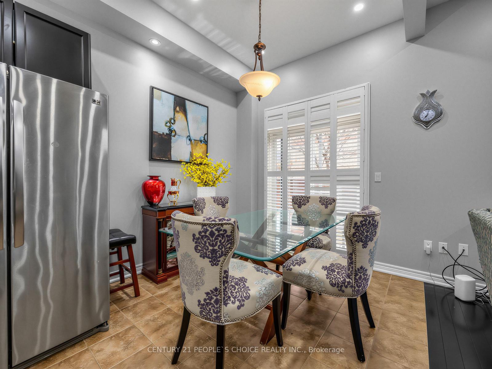 Photo 10 of 5298 Roadside Way E, Mississauga, Churchill Meadows — HOMEH