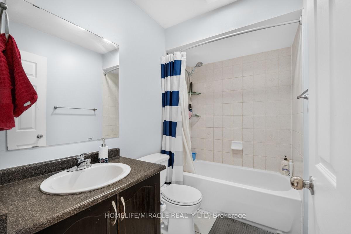 Photo 17 of 21 Chalkfarm Crescent, Brampton, Northwest Sandalwood Parkway — HOMEH
