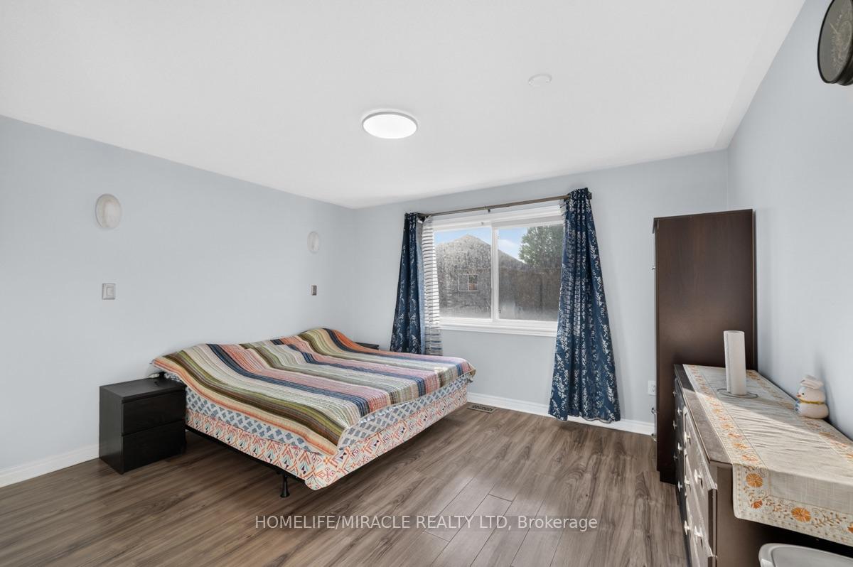 Photo 19 of 21 Chalkfarm Crescent, Brampton, Northwest Sandalwood Parkway — HOMEH