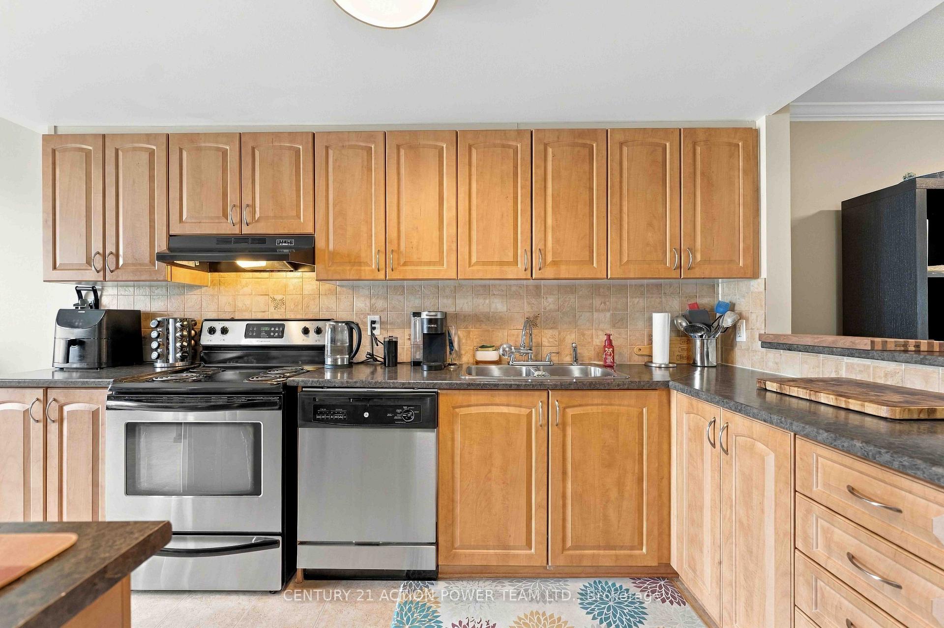 Photo 9 of 70 Brentmore Private, Ottawa, Avalon East — HOMEH