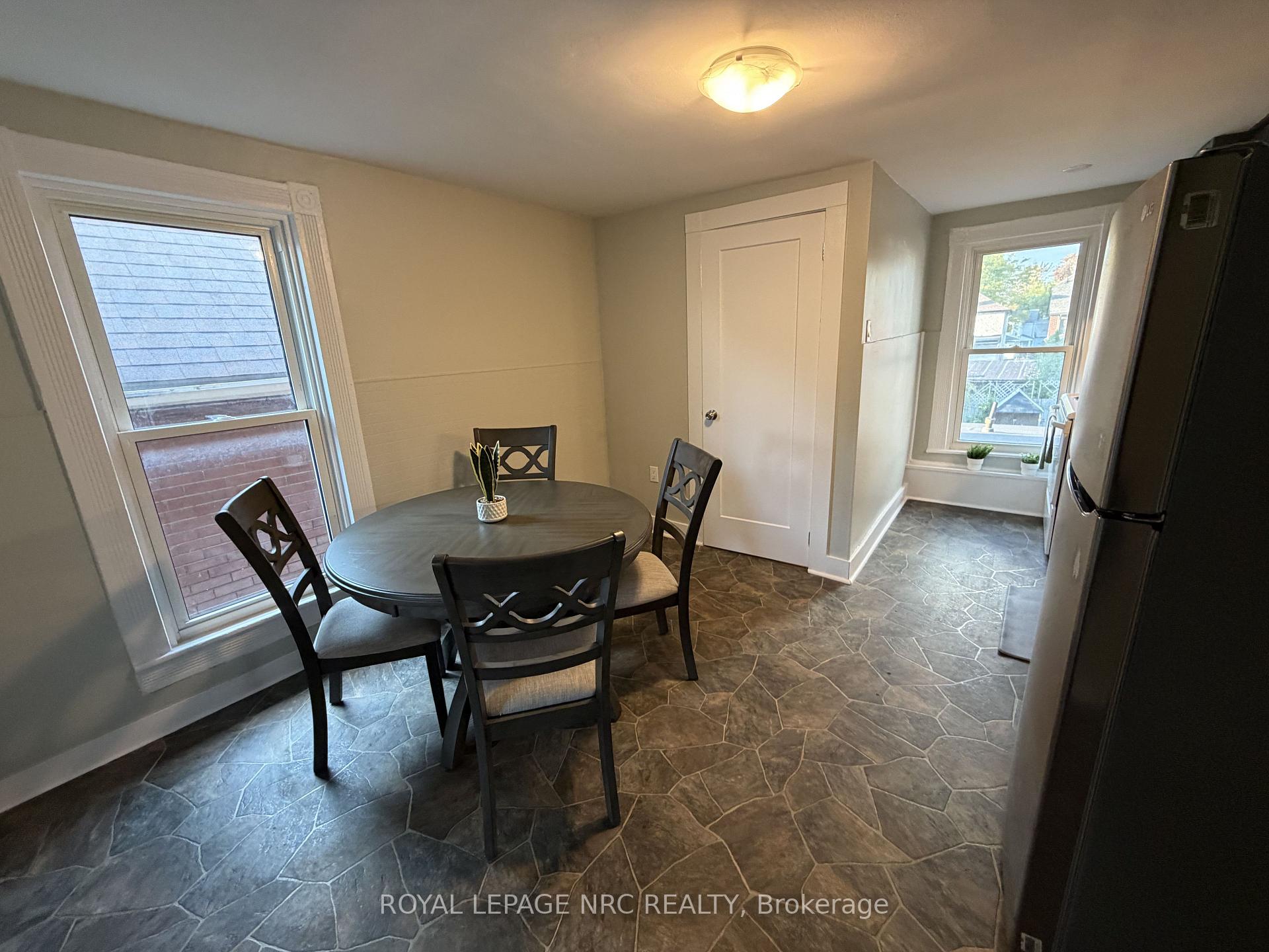 Photo 7 of 90 Park Street, Welland, Welland Downtown — HOMEH
