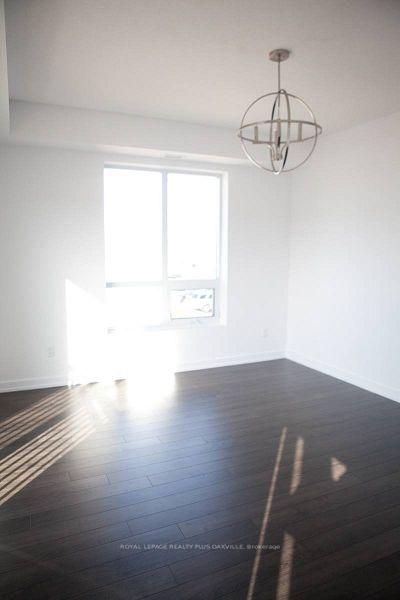 Photo 9 of Unit 221, 2490 Old Bronte Road, Oakville, Westmount — HOMEH