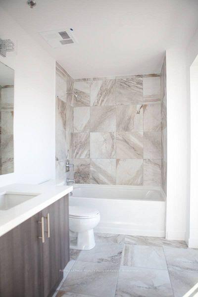 Photo 13 of Unit 221, 2490 Old Bronte Road, Oakville, Westmount — HOMEH