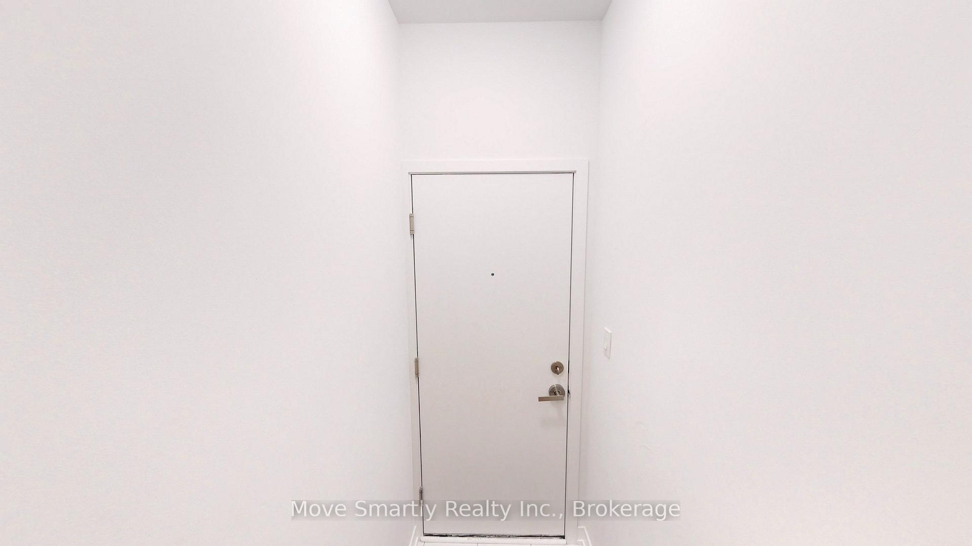 Photo 5 of Unit 8, 10 Marquette Avenue, Toronto, Englemount-Lawrence — HOMEH