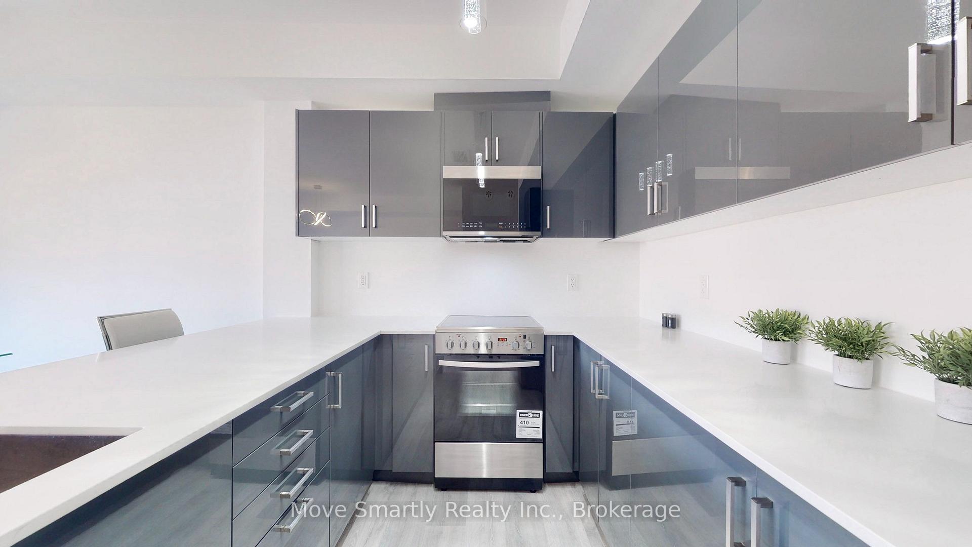 Photo 12 of Unit 8, 10 Marquette Avenue, Toronto, Englemount-Lawrence — HOMEH