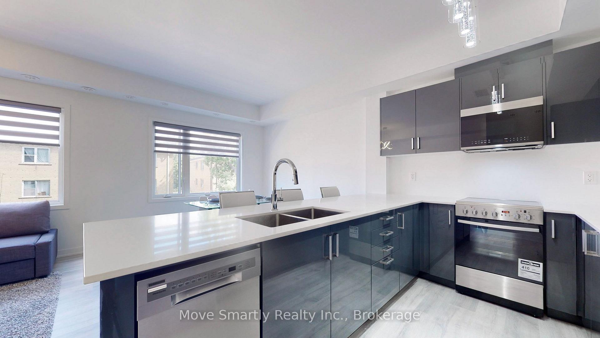 Photo 13 of Unit 8, 10 Marquette Avenue, Toronto, Englemount-Lawrence — HOMEH