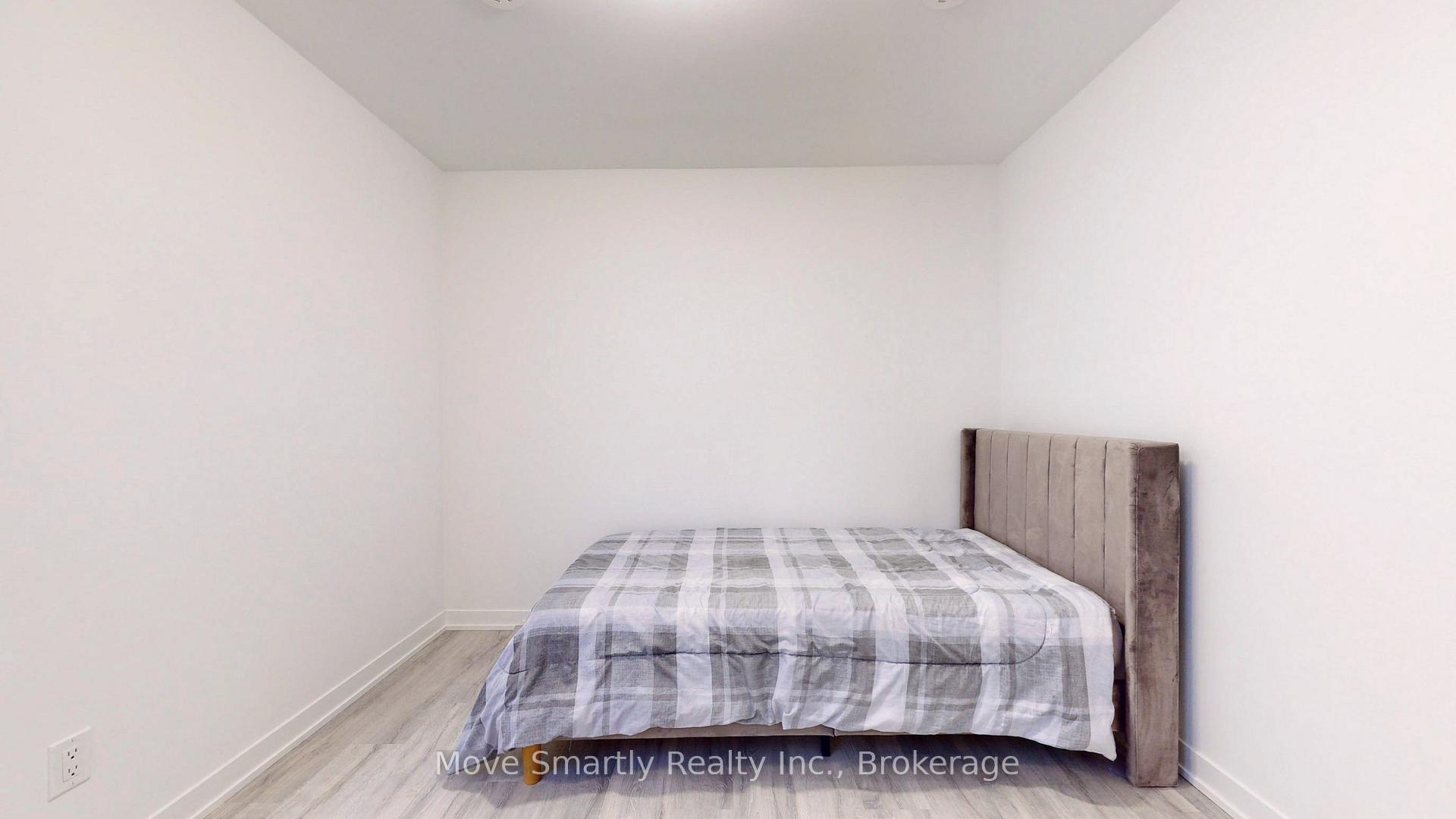 Photo 33 of Unit 8, 10 Marquette Avenue, Toronto, Englemount-Lawrence — HOMEH