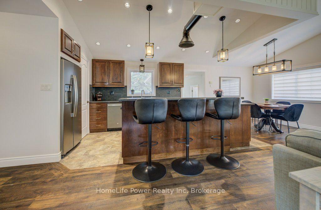 Photo 9 of 1077 Queen Street, Howick — HOMEH