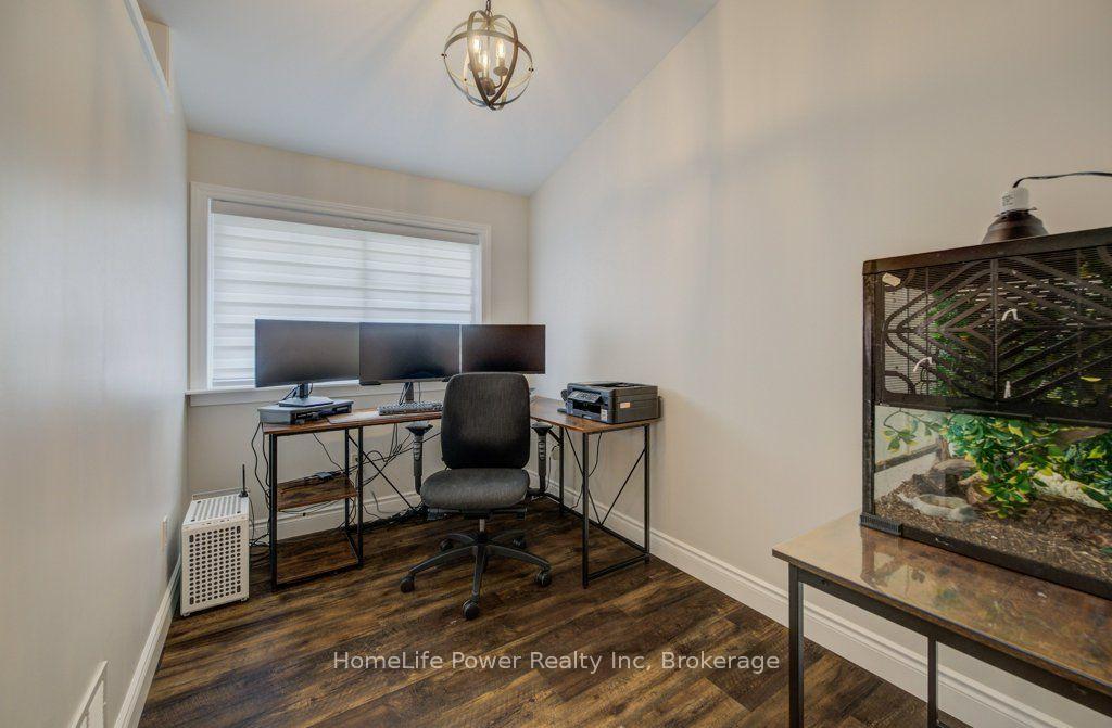 Photo 11 of 1077 Queen Street, Howick — HOMEH
