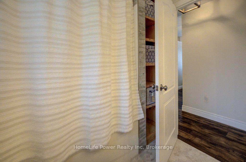 Photo 14 of 1077 Queen Street, Howick — HOMEH