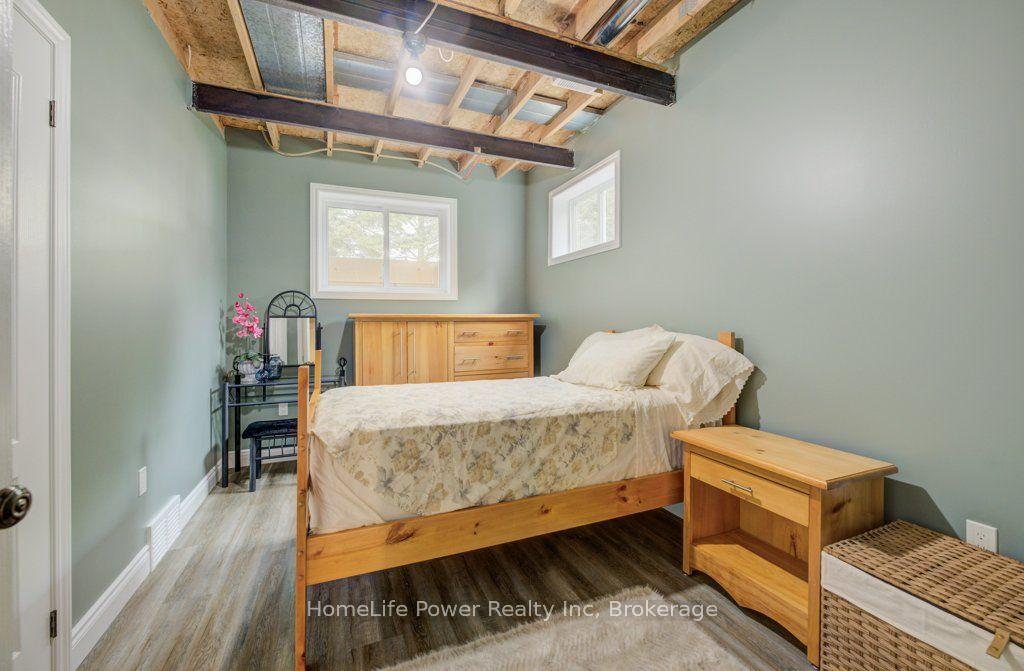 Photo 21 of 1077 Queen Street, Howick — HOMEH