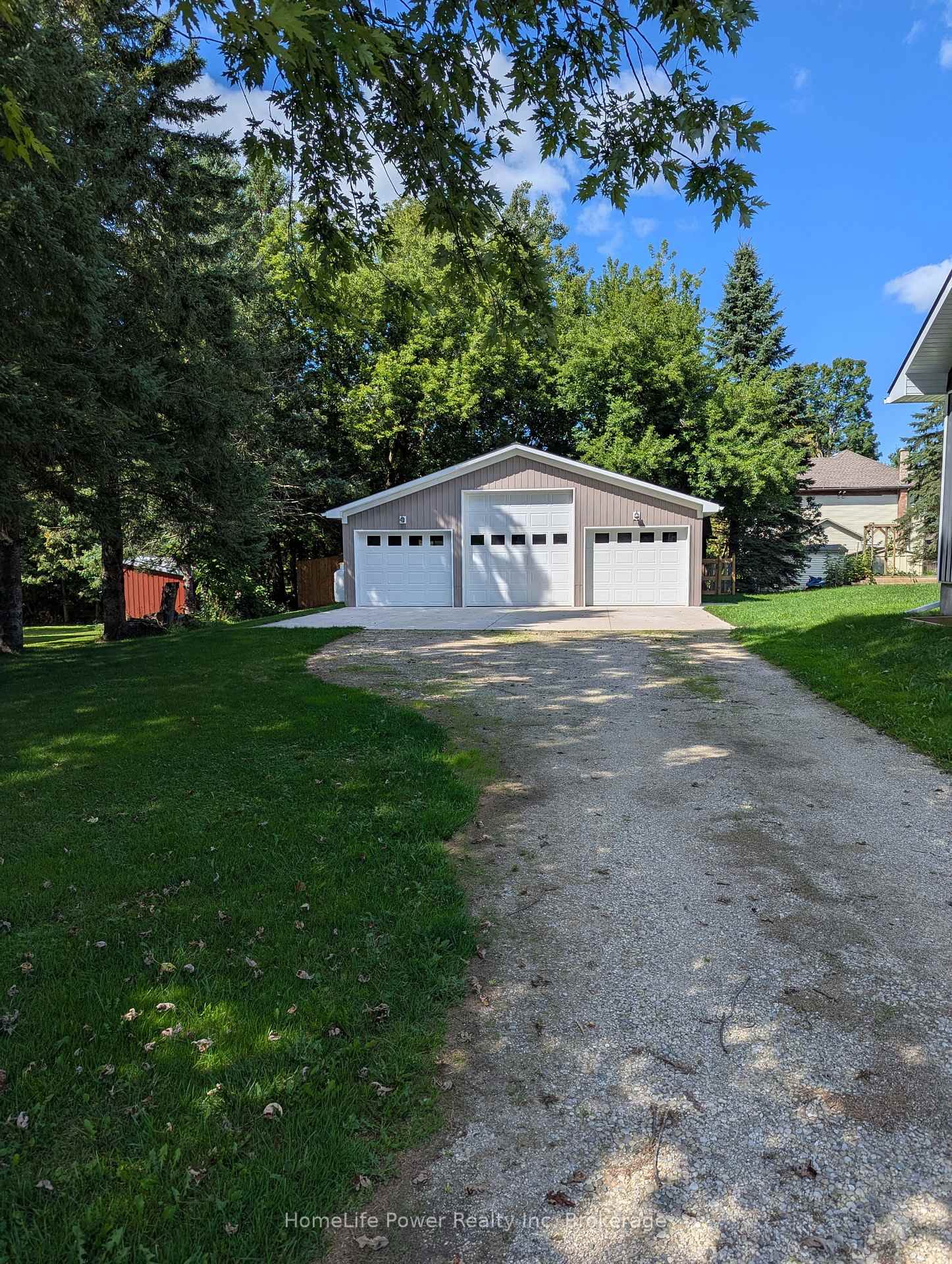 Photo 46 of 1077 Queen Street, Howick — HOMEH