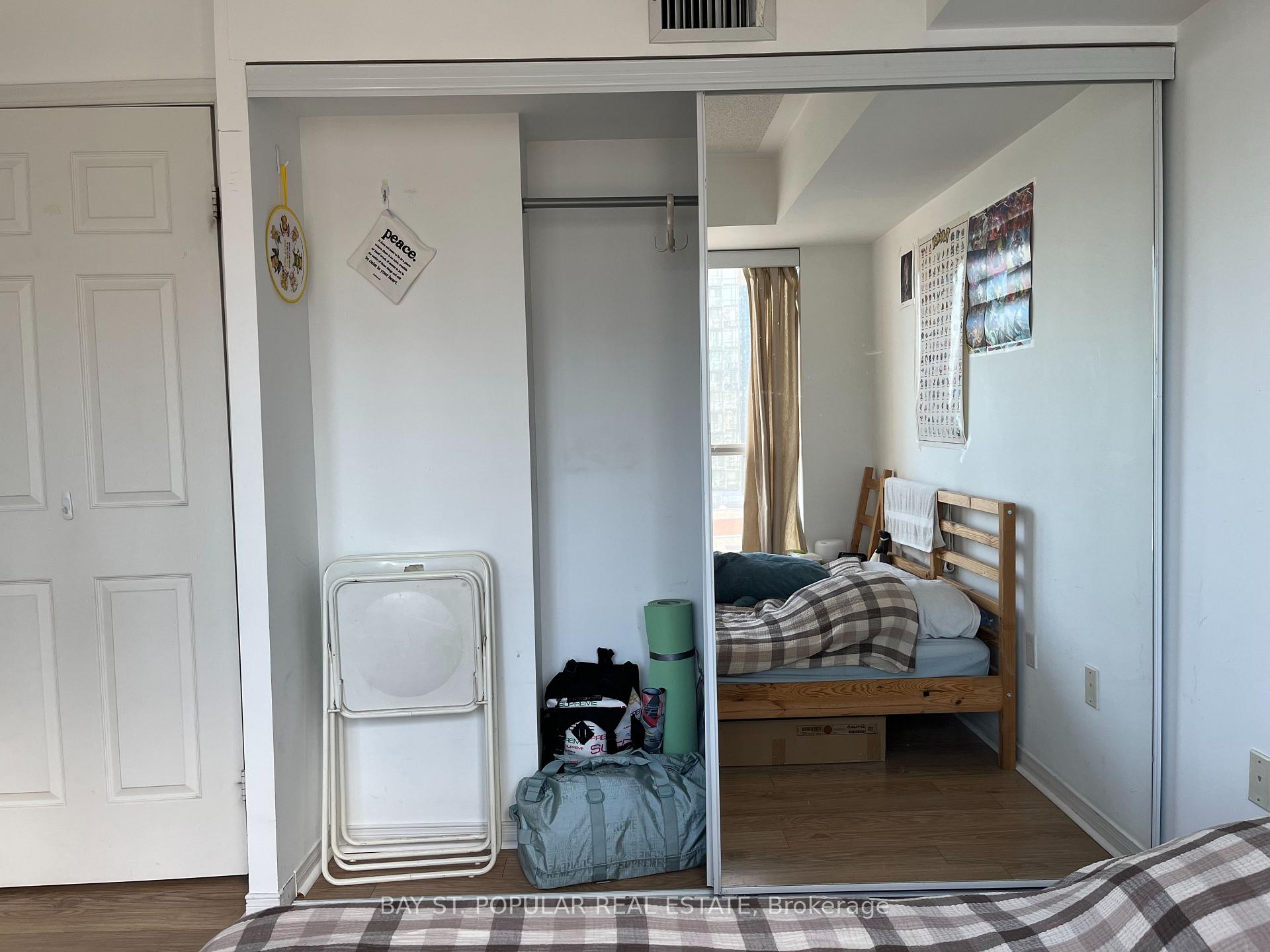 Photo 10 of Unit 2205, 909 Bay Street, Toronto, Bay Street Corridor — HOMEH