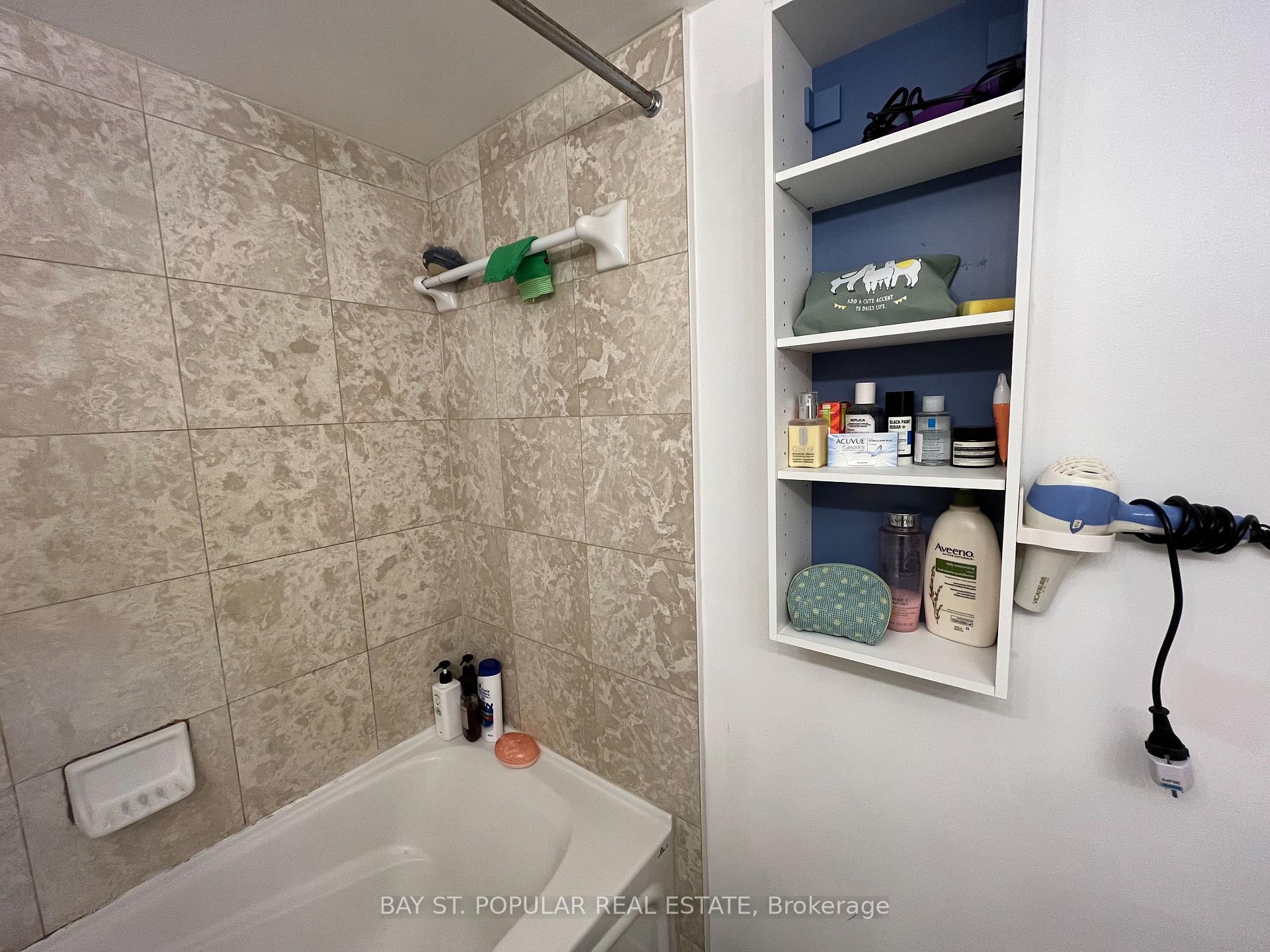 Photo 12 of Unit 2205, 909 Bay Street, Toronto, Bay Street Corridor — HOMEH