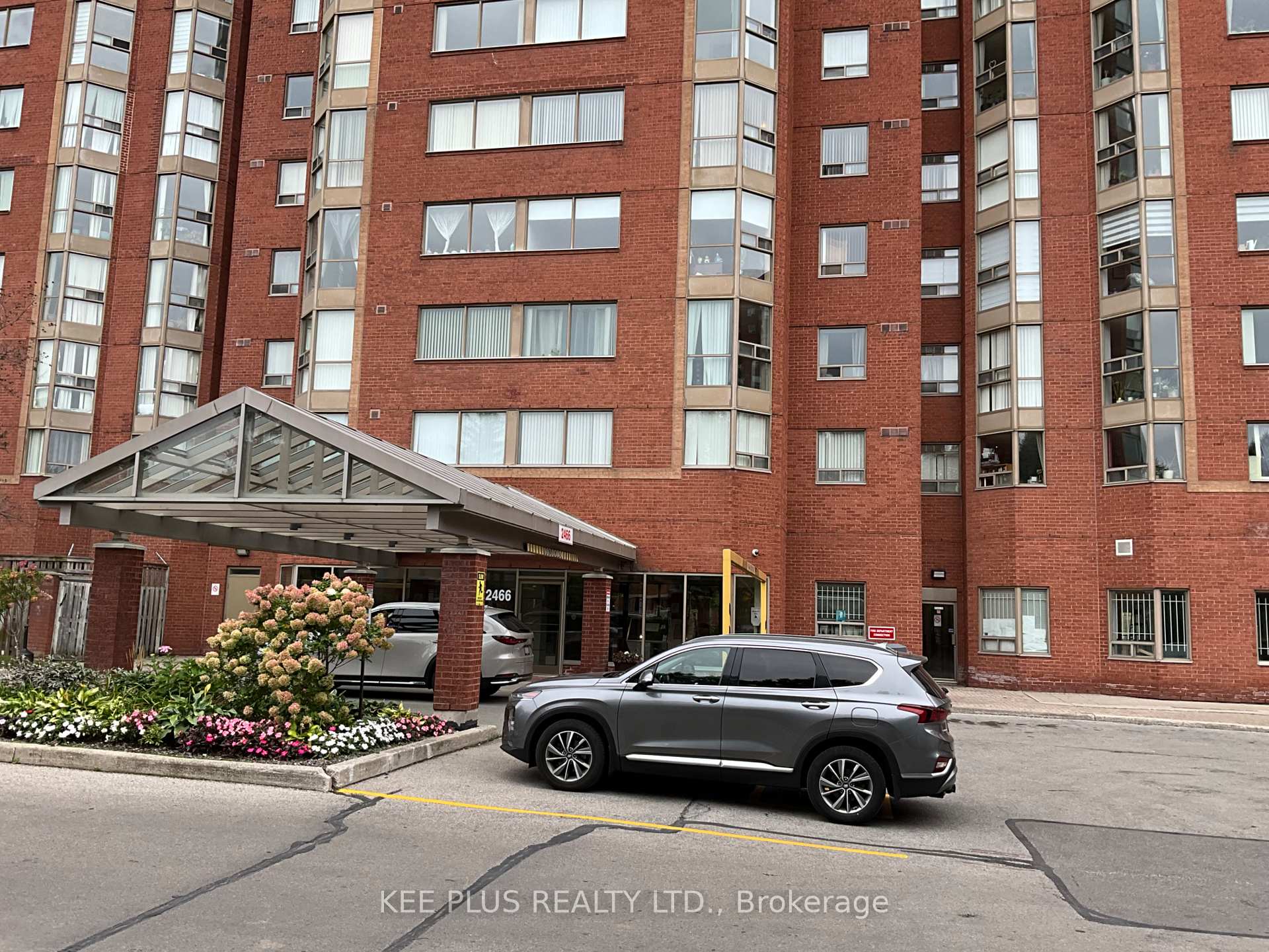 Photo 2 of Unit 819, 2466 Eglinton Avenue E, Scarborough, Eglinton East — HOMEH