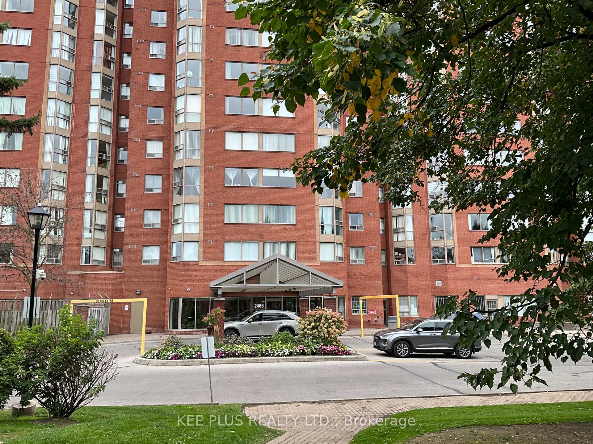 Photo 6 of Unit 819, 2466 Eglinton Avenue E, Scarborough, Eglinton East — HOMEH