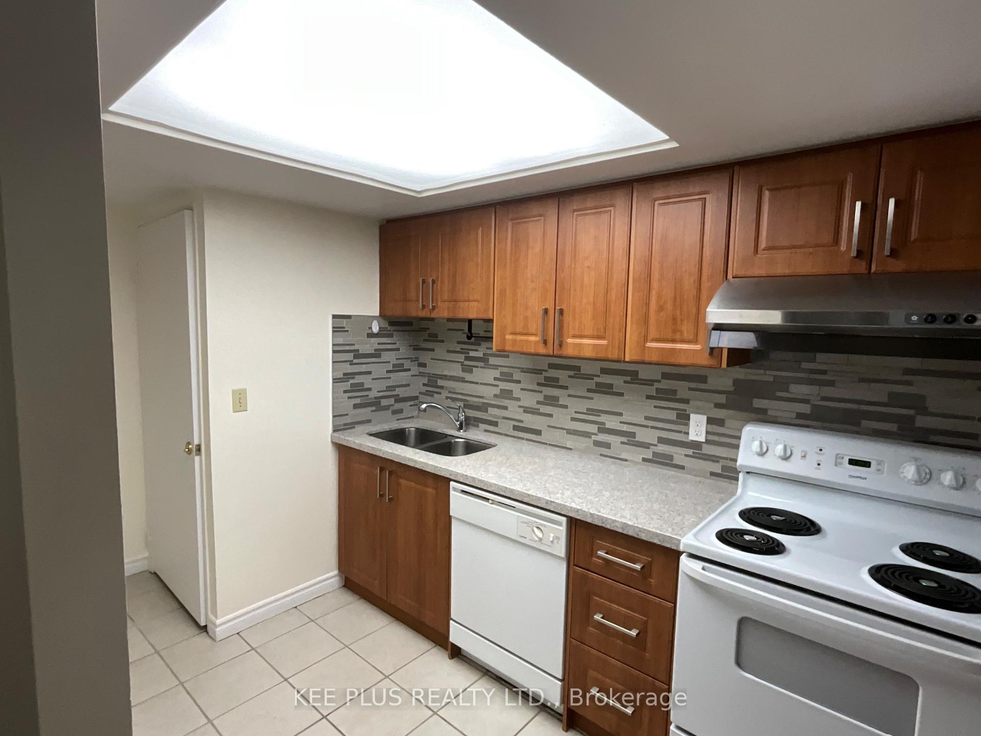 Photo 41 of Unit 819, 2466 Eglinton Avenue E, Scarborough, Eglinton East — HOMEH