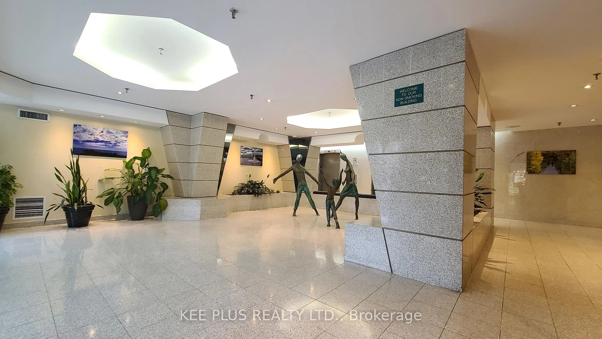 Photo 10 of Unit 819, 2466 Eglinton Avenue E, Scarborough, Eglinton East — HOMEH
