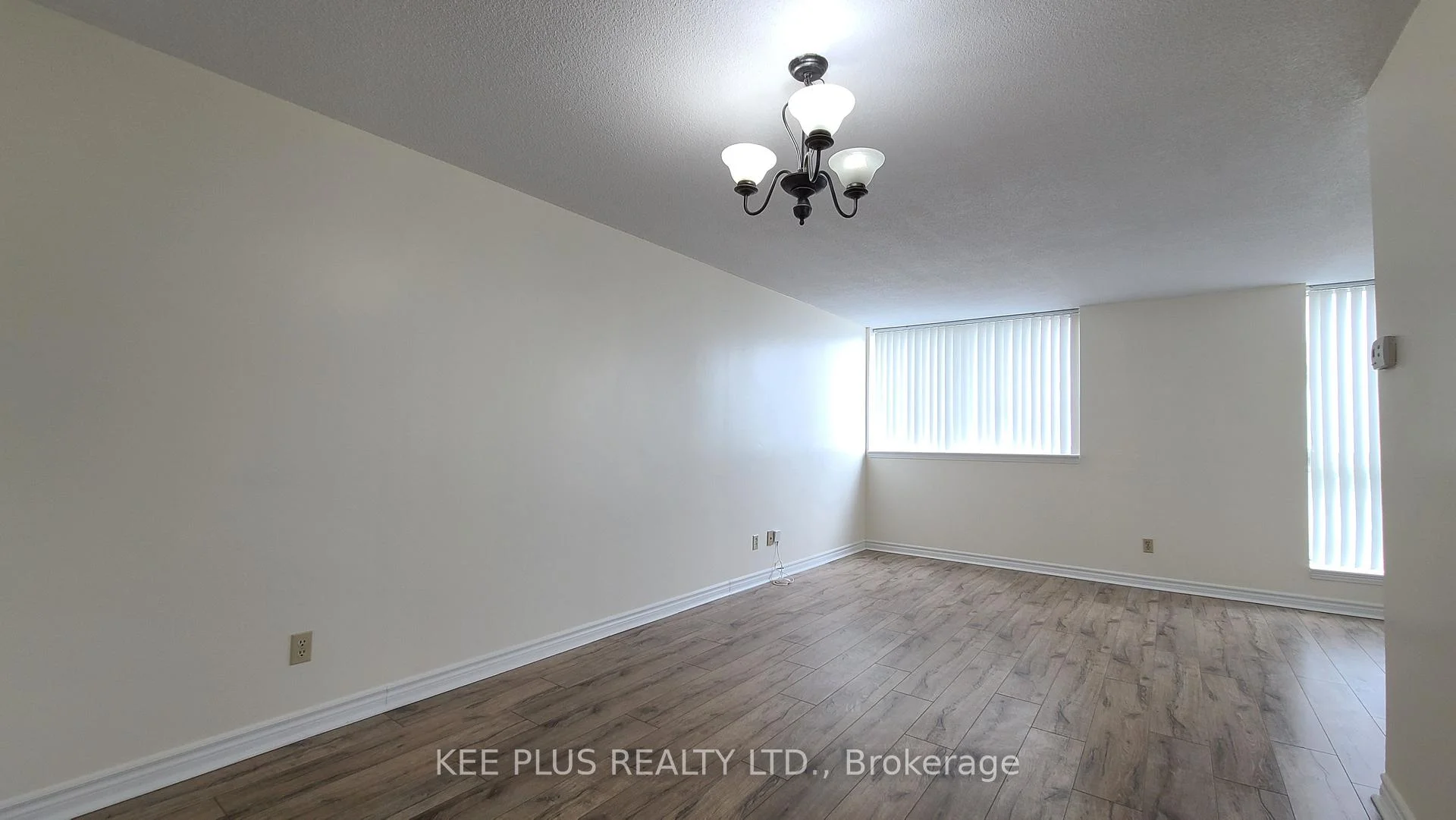 Photo 20 of Unit 819, 2466 Eglinton Avenue E, Scarborough, Eglinton East — HOMEH