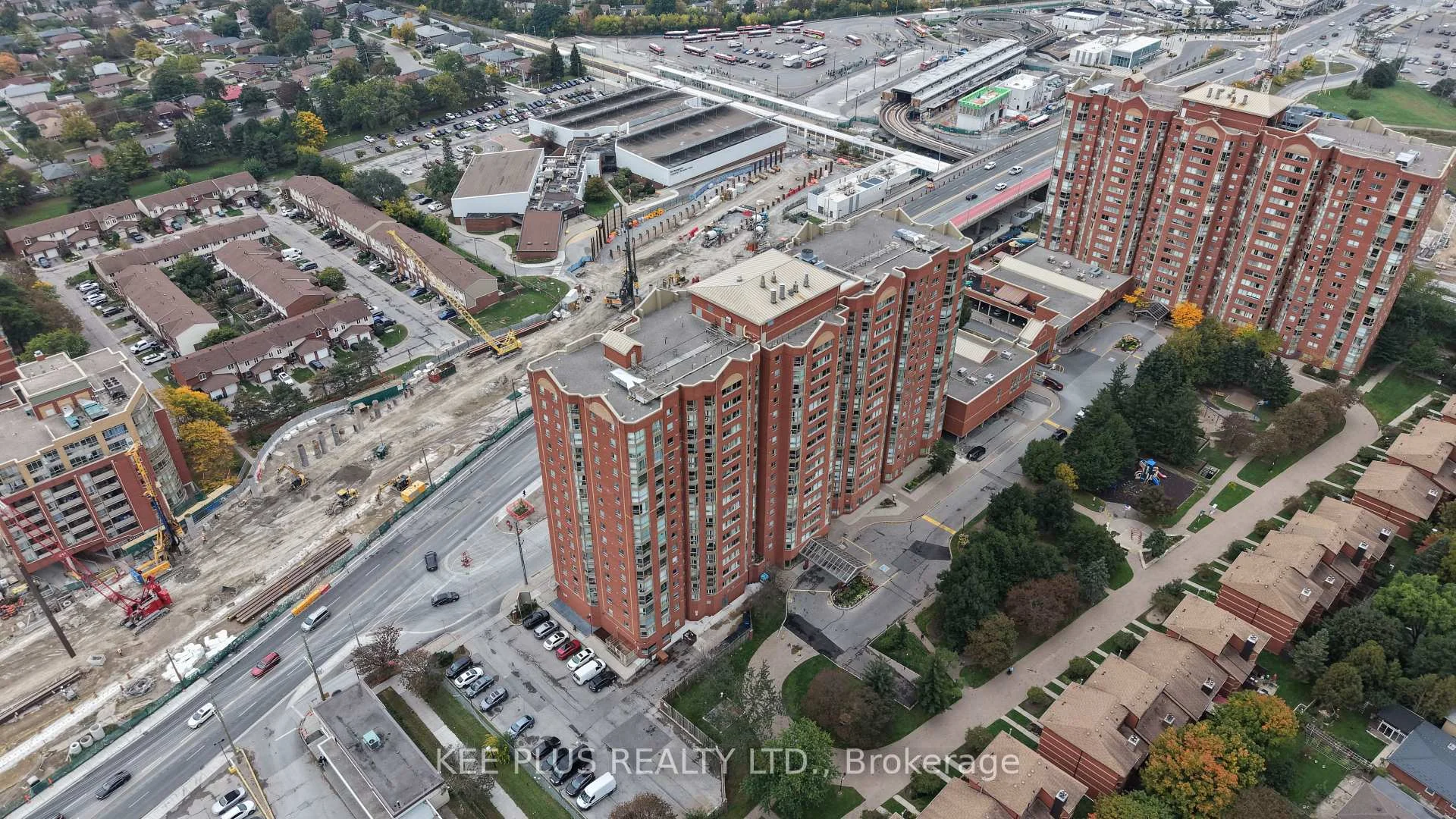 Photo 45 of Unit 819, 2466 Eglinton Avenue E, Scarborough, Eglinton East — HOMEH
