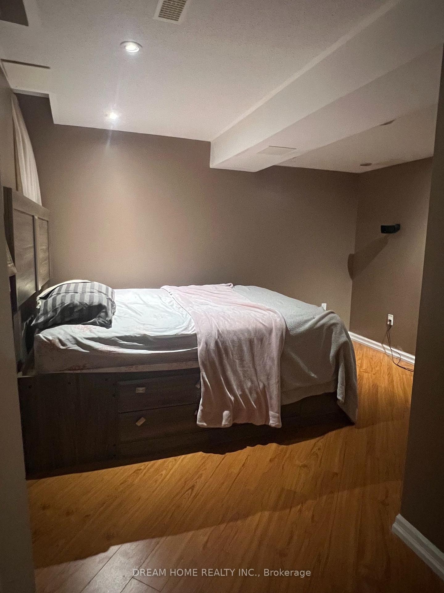 Photo 5 of Unit Basement, 341 La Rocca Avenue, Vaughan, Vellore Village — HOMEH