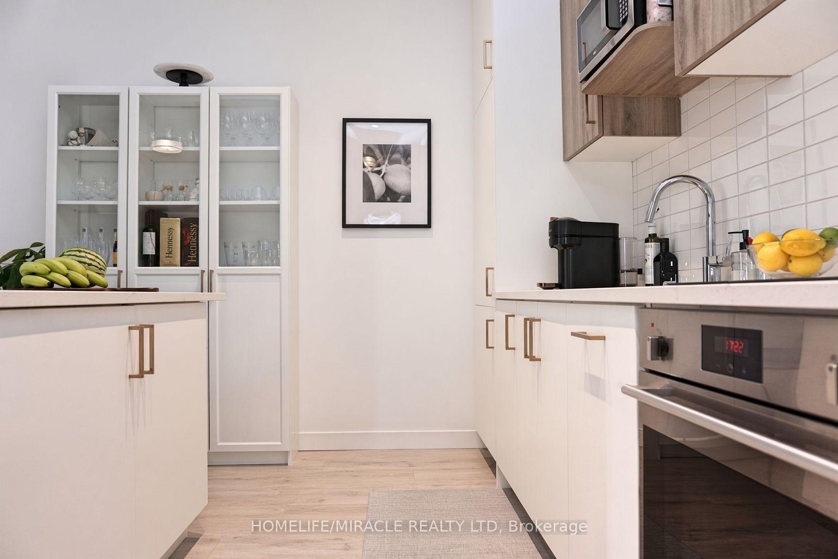 Photo 5 of Unit 607, 181 King Street S, Waterloo, Uptown West — HOMEH