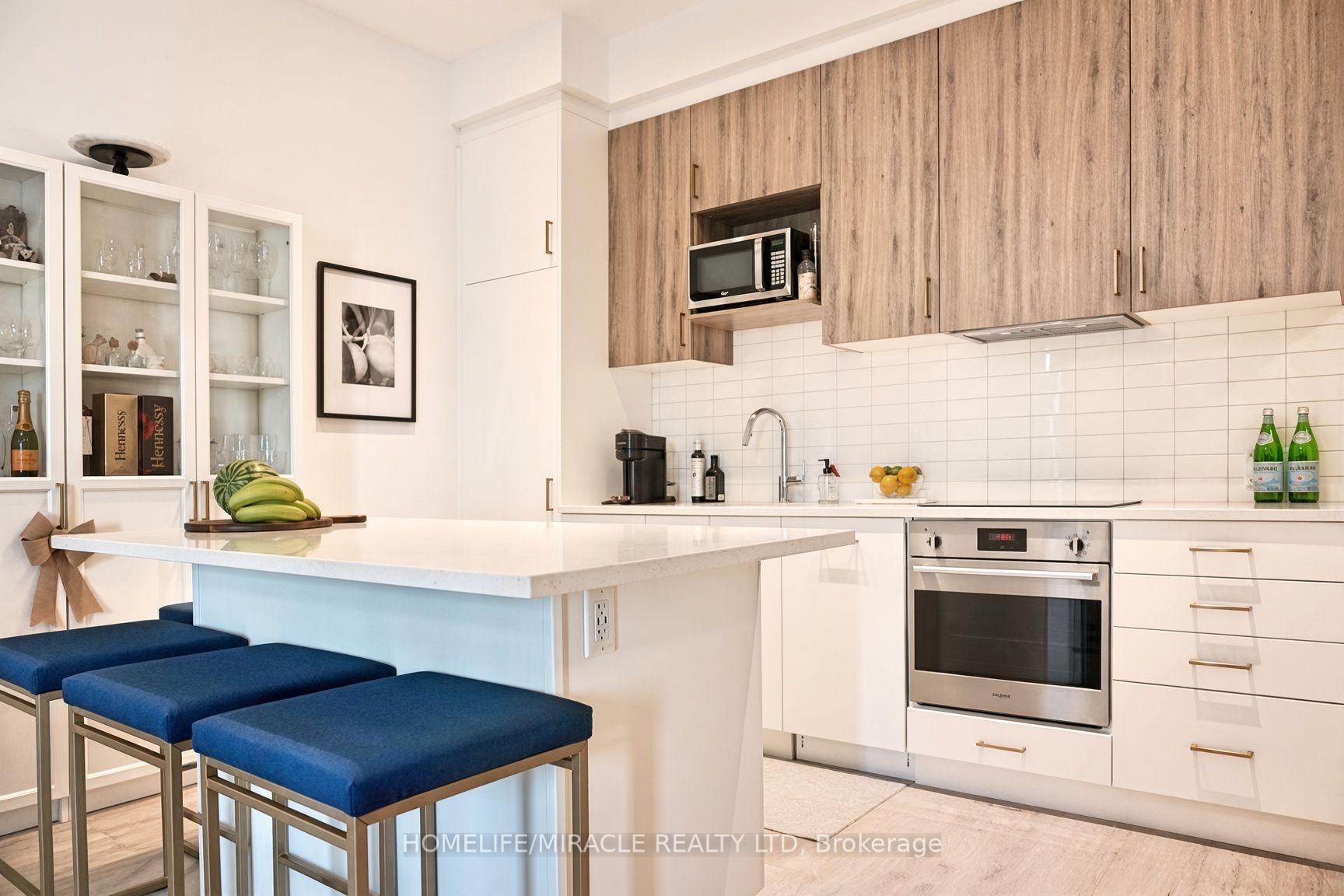 Photo 6 of Unit 607, 181 King Street S, Waterloo, Uptown West — HOMEH