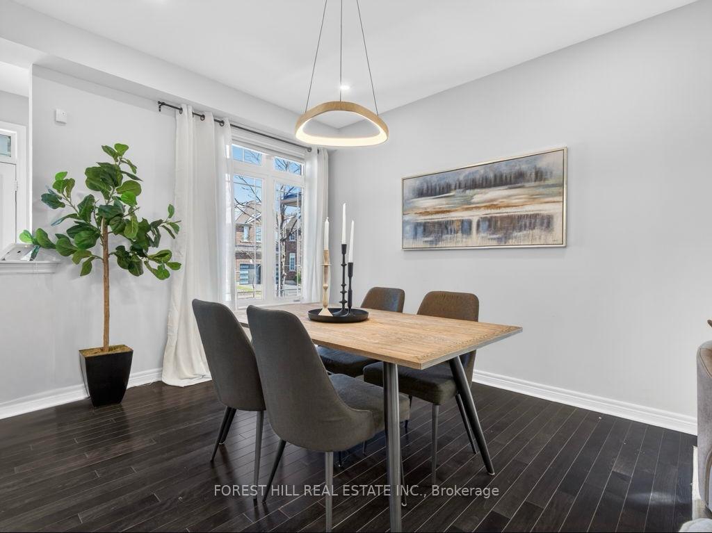 Photo 6 of 12 Wallenberg Drive, Vaughan, Patterson — HOMEH