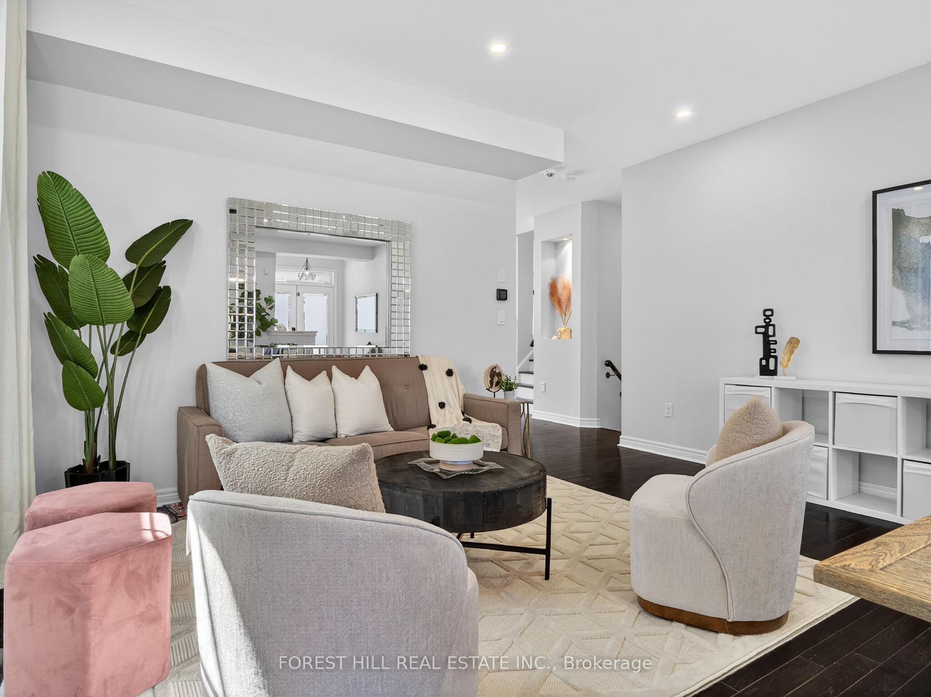 Photo 7 of 12 Wallenberg Drive, Vaughan, Patterson — HOMEH
