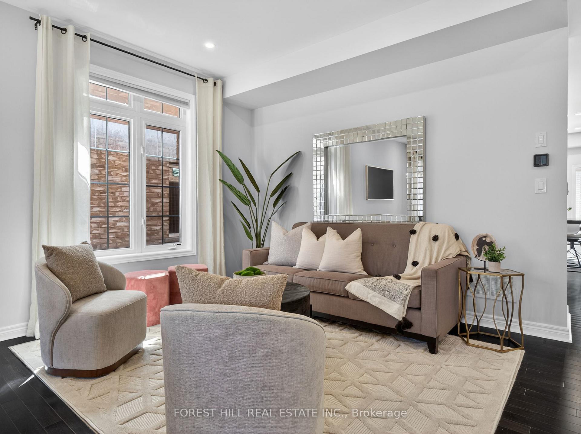 Photo 8 of 12 Wallenberg Drive, Vaughan, Patterson — HOMEH