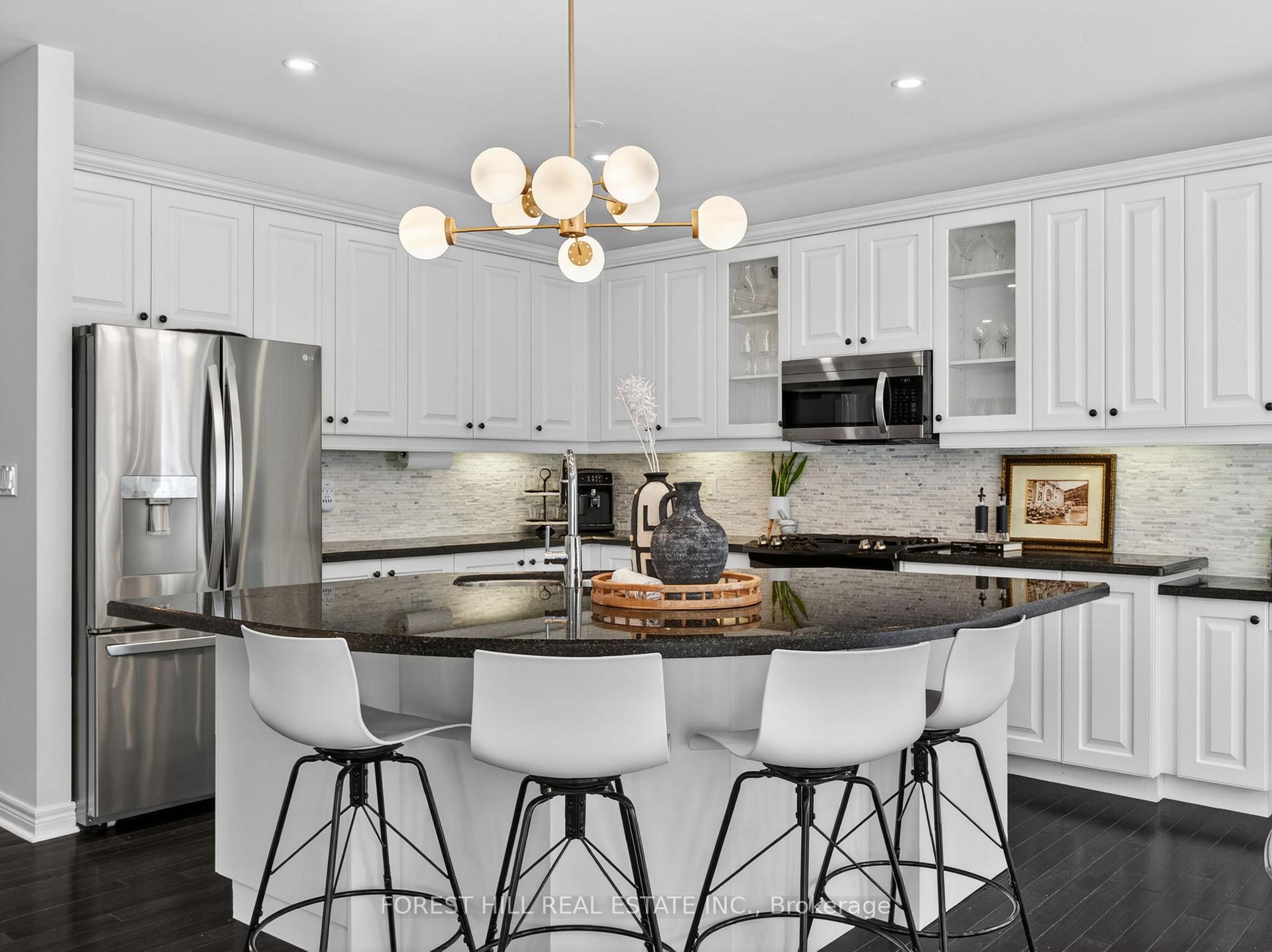 Photo 13 of 12 Wallenberg Drive, Vaughan, Patterson — HOMEH