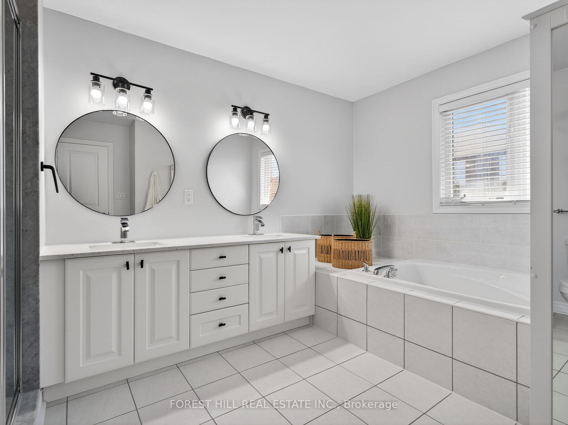 Photo 29 of 12 Wallenberg Drive, Vaughan, Patterson — HOMEH
