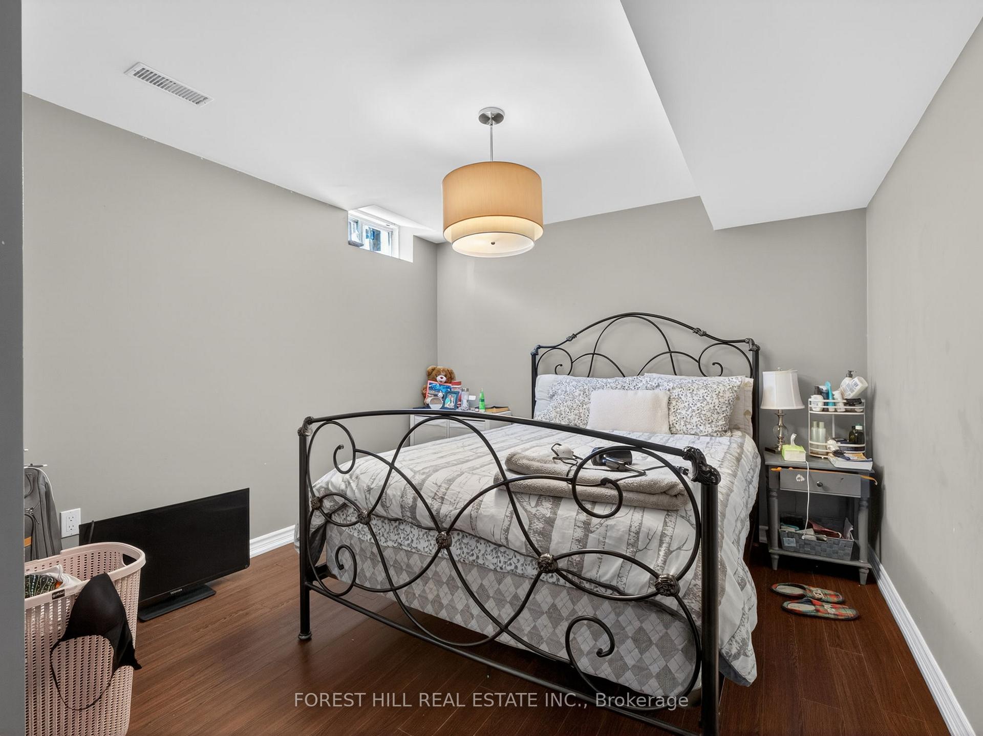 Photo 46 of 12 Wallenberg Drive, Vaughan, Patterson — HOMEH