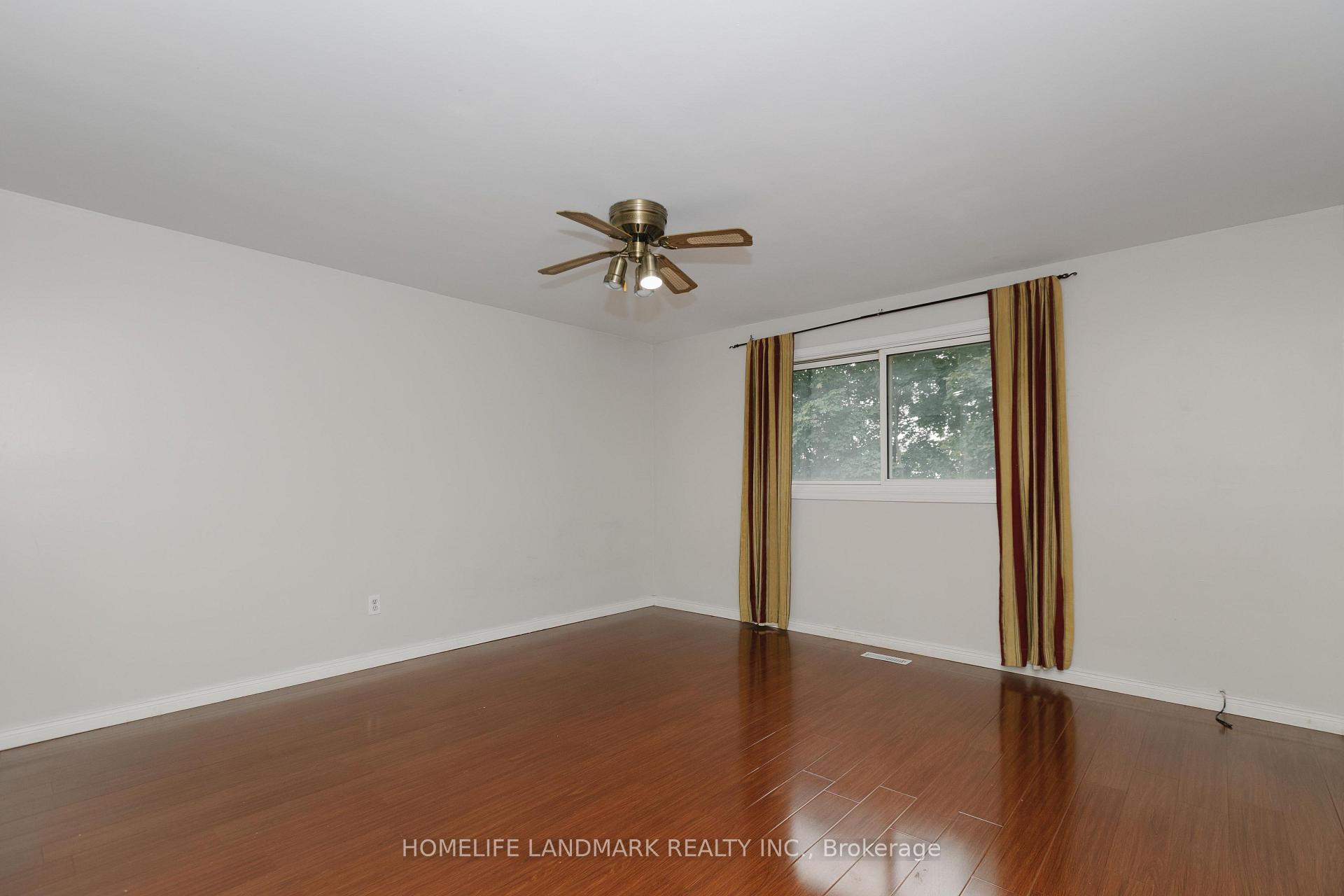 Photo 11 of 22 Blenheim Drive, Brampton, Heart Lake East — HOMEH