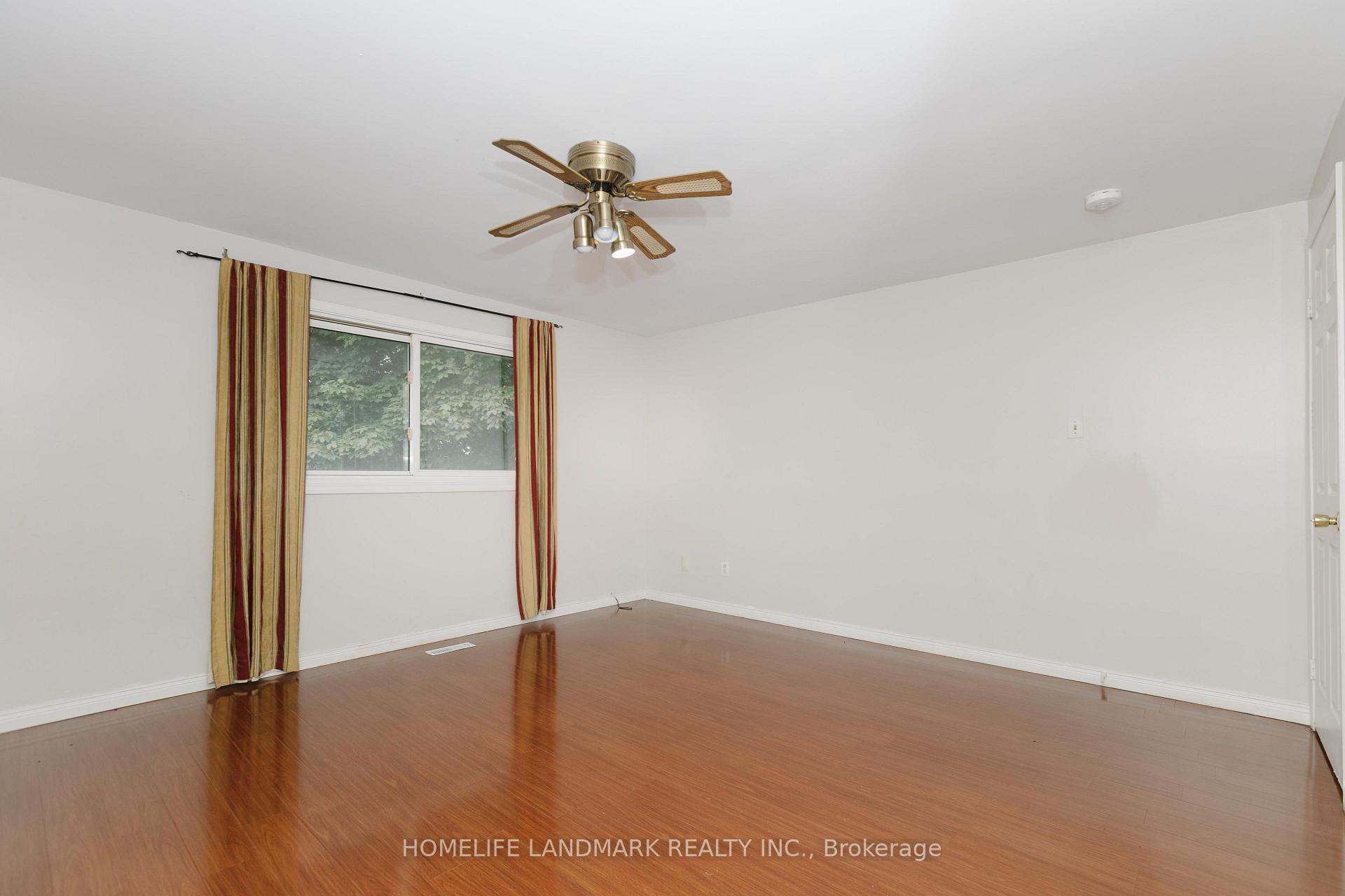 Photo 14 of 22 Blenheim Drive, Brampton, Heart Lake East — HOMEH