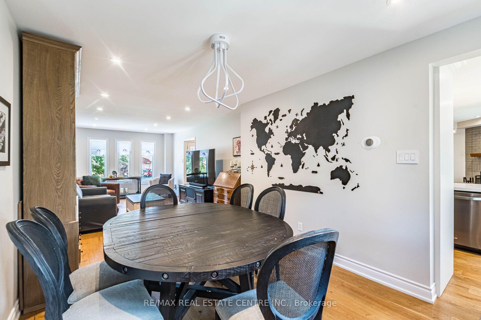 Photo 6 of 1571 Meadowfield Crescent, Mississauga, East Credit — HOMEH