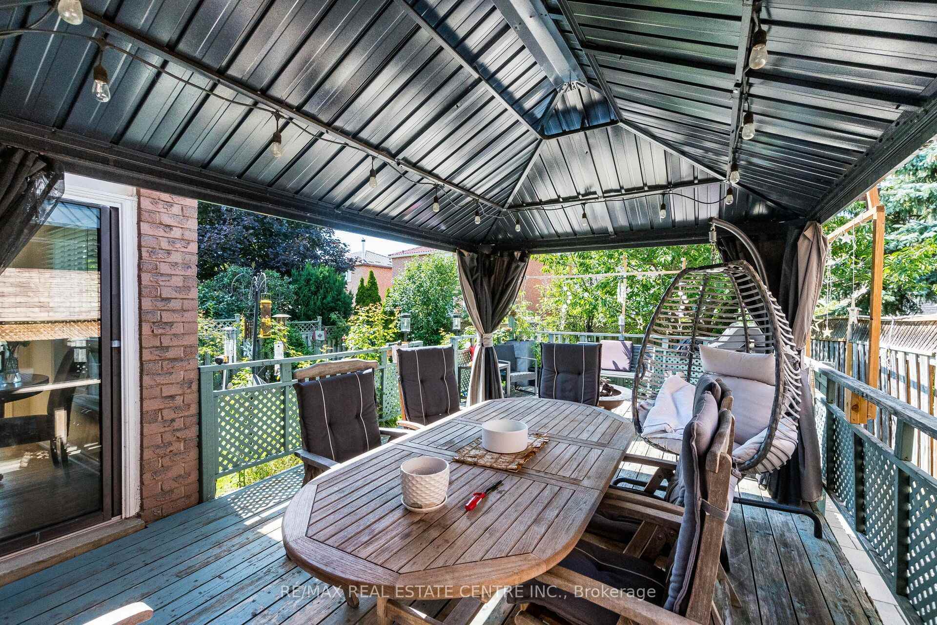 Photo 34 of 1571 Meadowfield Crescent, Mississauga, East Credit — HOMEH