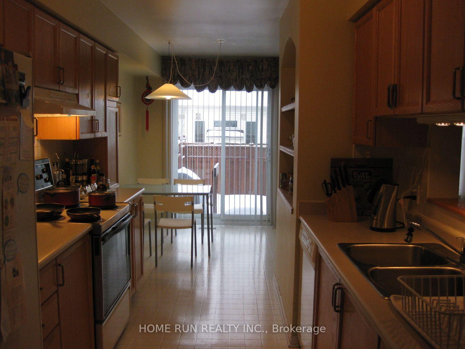 Photo 5 of 1645 Jobin Crescent, Ottawa, Carson Grove — HOMEH